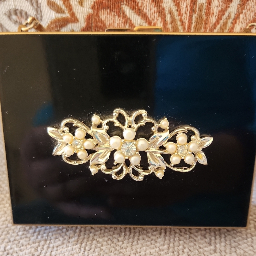 VINTAGE '60s black and gold mini purse